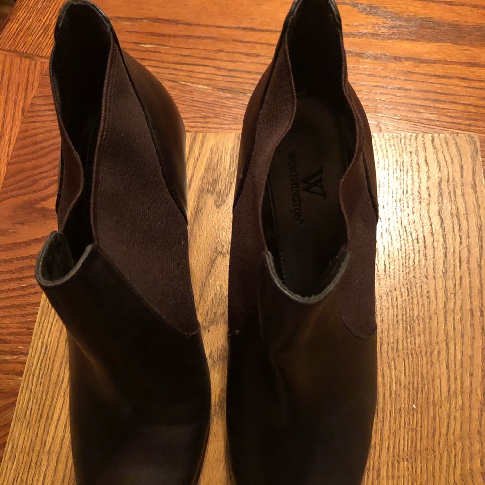 Ankle boots.